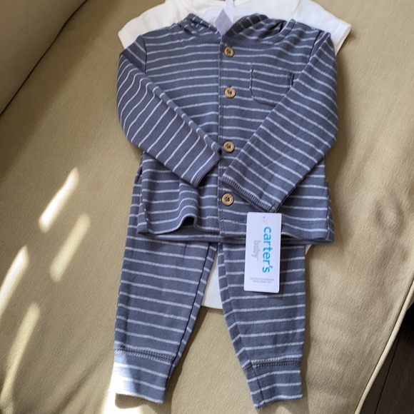 NWT Carter’s 3 pc. Set - 9m - Picture 4 of 12